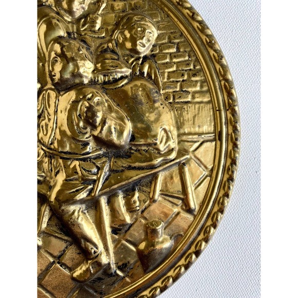 Vintage Peerage Brass Wall Hangings, Made In England, Set Of 2 - Picture 4 of 10